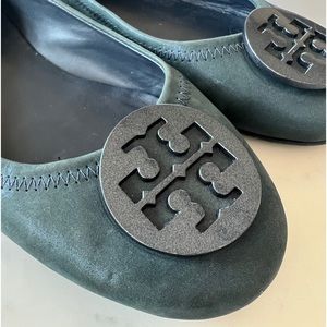Tory Burch Minnie Travel Logo Ballet Flats Blue Metallic Shoes Size 9.5